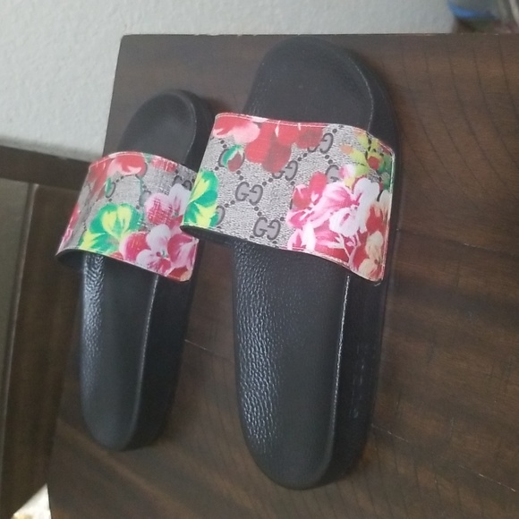 Gucci floral slide sandal 38